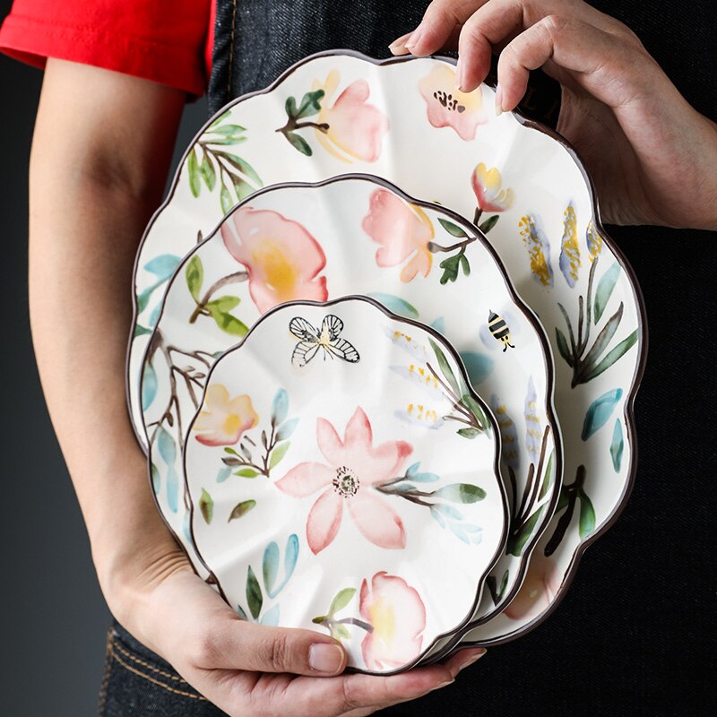 Flower-shaped Ceramic Plate
